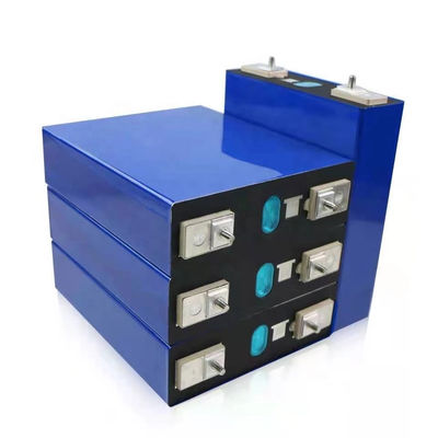 購入 UN38.3はリチウム電池の細胞3.2V 202Ah Lifepo4のプリズム細胞を証明した オンライン製造